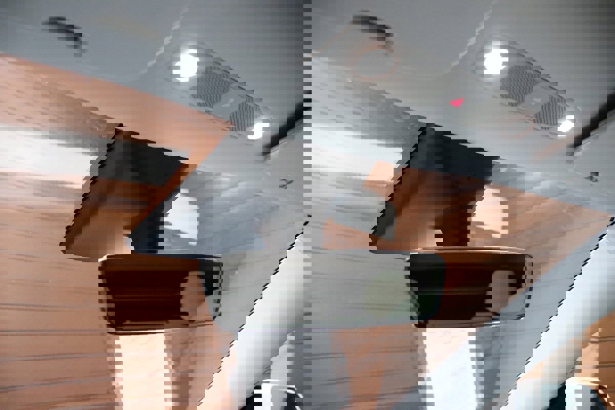 Used 2022 Tesla Model Y Long Range image 37