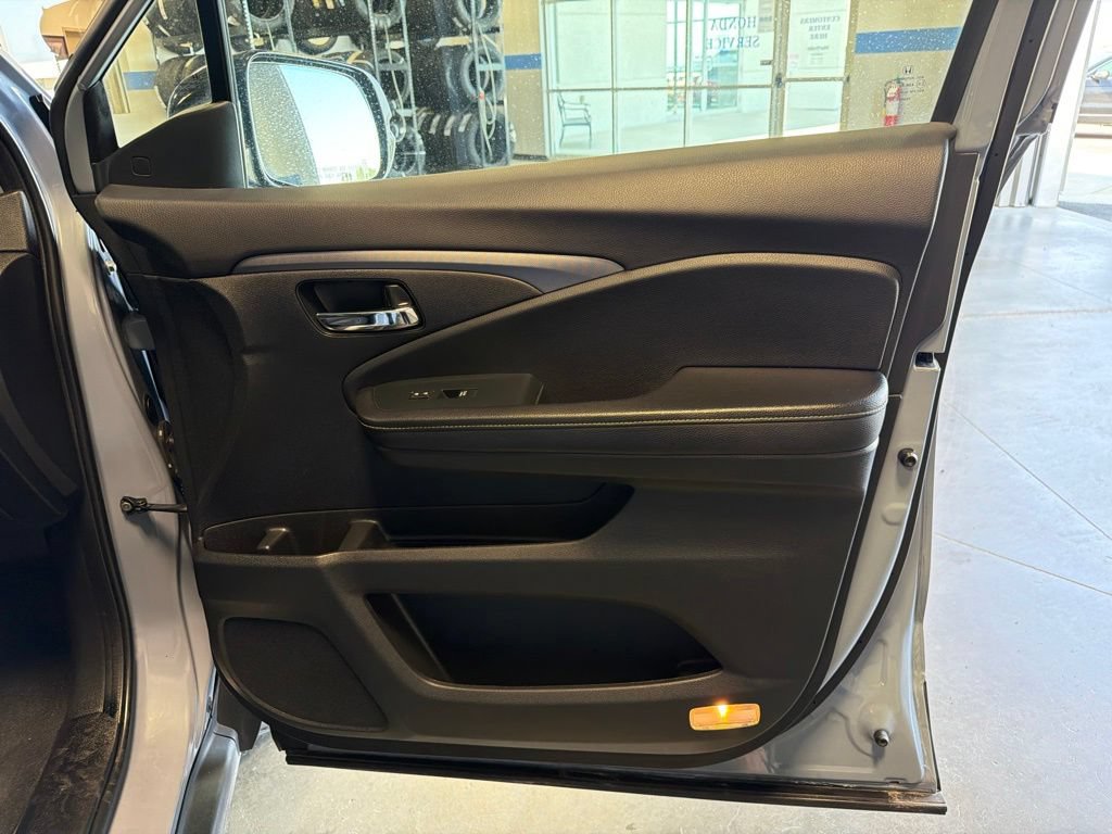 Certified 2023 Honda Ridgeline RTL-E image 33