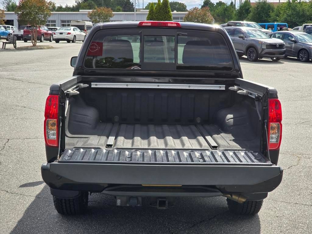 Used 2020 Nissan Frontier SV w/ Midnight Edition Floor Mats RWD image 26