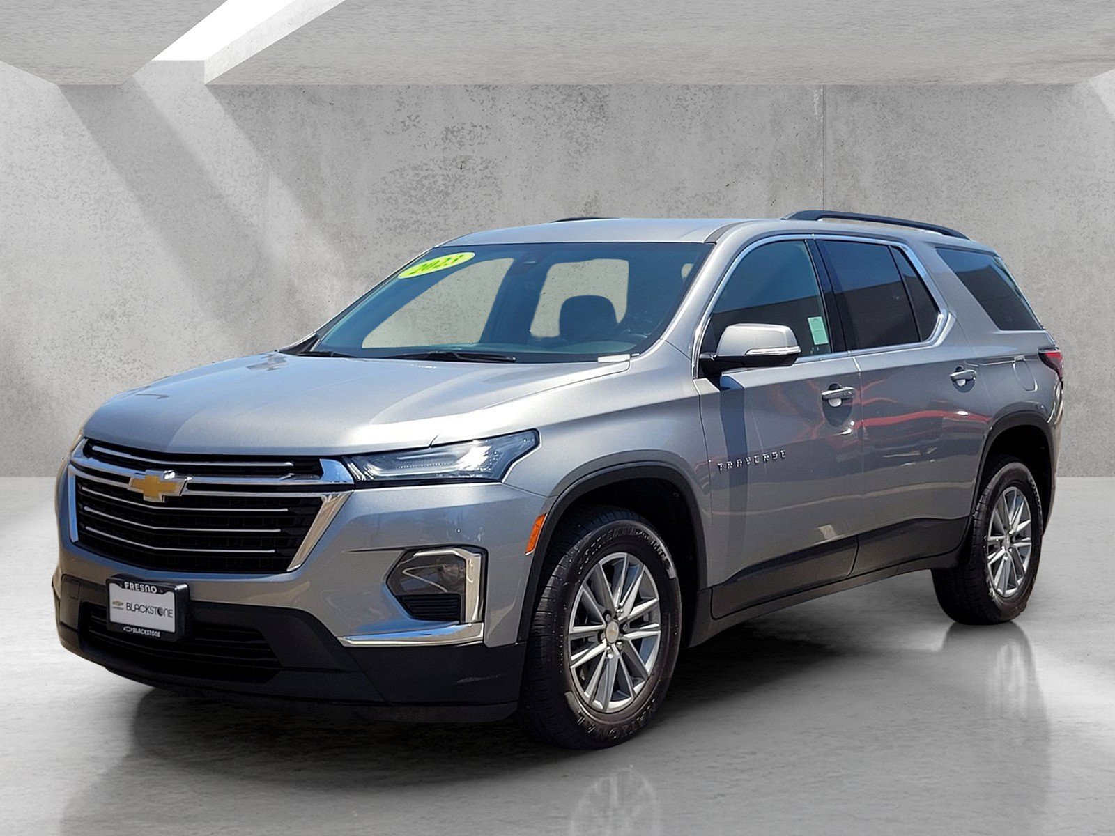 Used 2023 Chevrolet Traverse LT AWD/4WD image 9