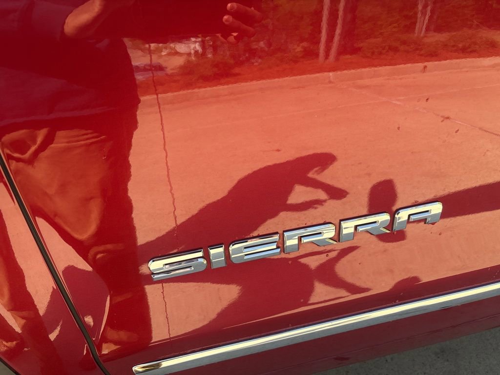 Used 2018 GMC Sierra 1500 SLT image 25