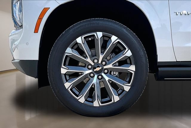 Used 2025 Chevrolet Tahoe High Country AWD/4WD image 31