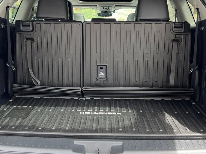New 2026 Toyota Highlander Platinum AWD/4WD image 37