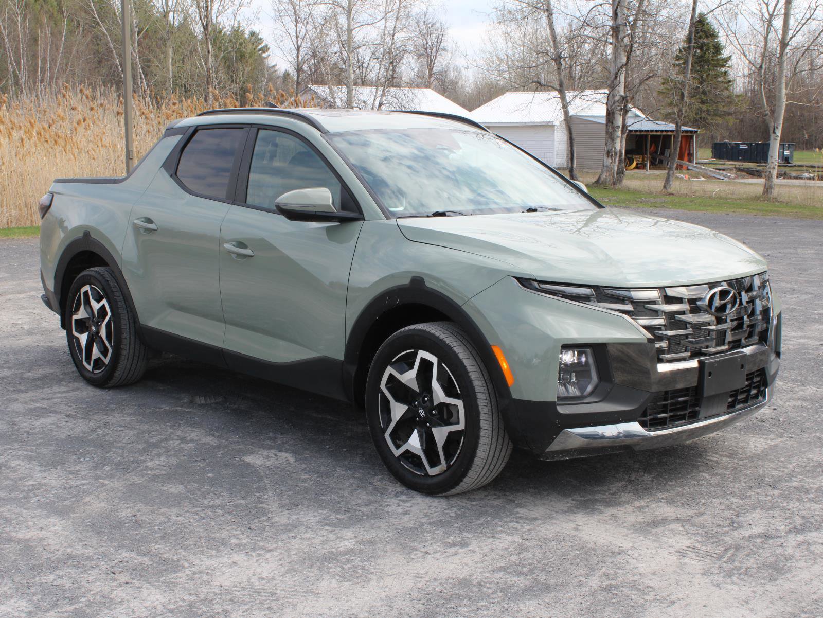 Used 2024 Hyundai Santa Cruz Limited image 3