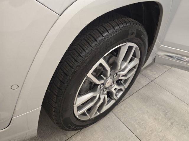 Used 2022 GMC Terrain Denali w/ Denali Premium Package AWD/4WD image 41