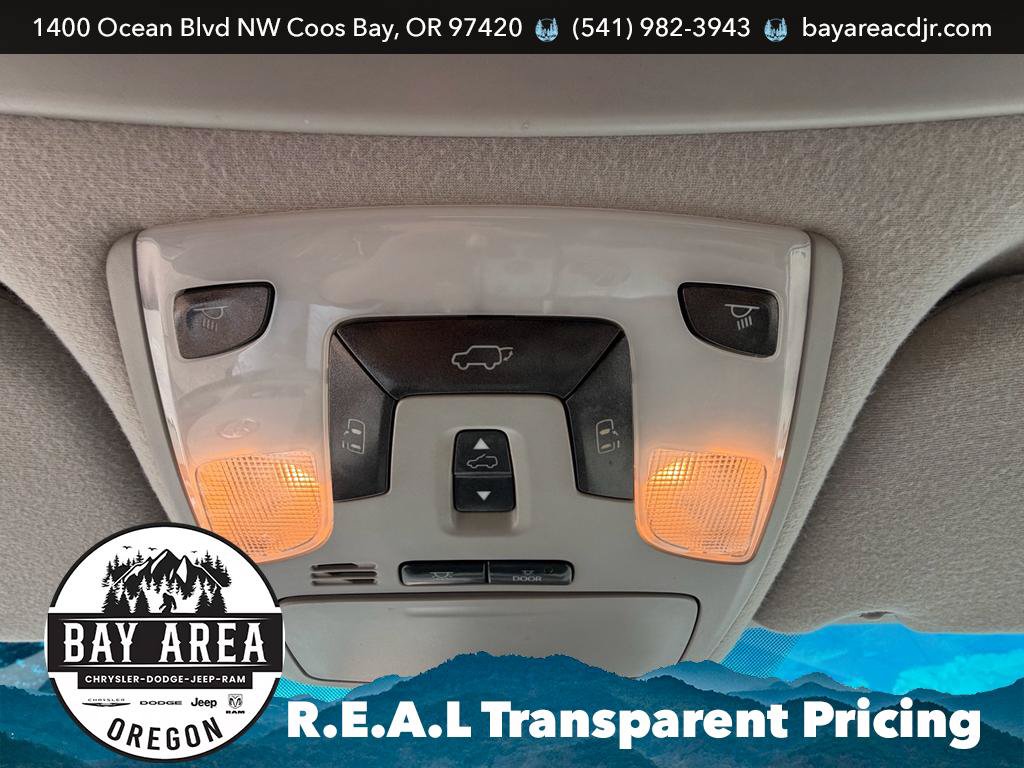 Used 2011 Toyota Sienna SE w/ Preferred Pkg FWD image 18