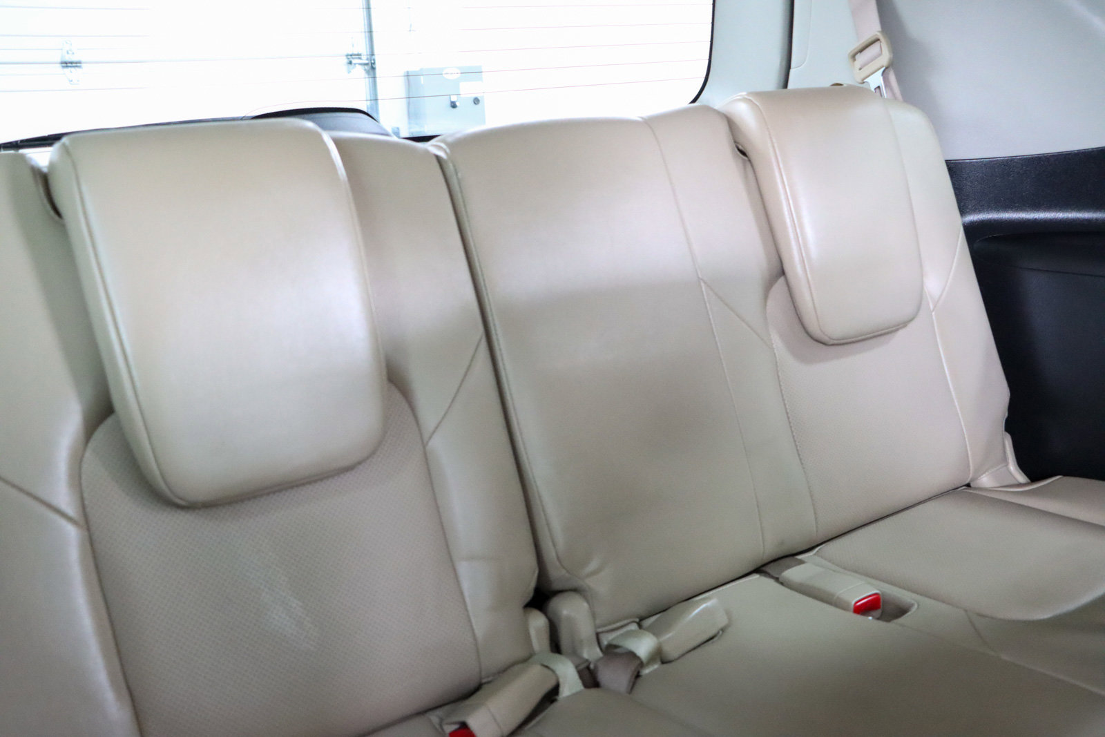 Used 2022 Nissan Armada SL w/ Captain's Chairs Package image 31