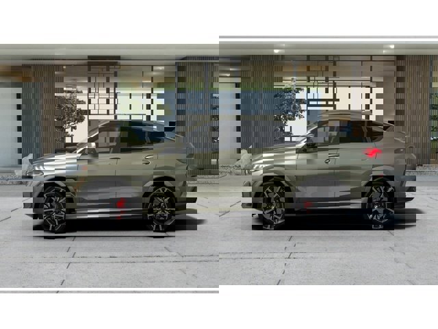 New 2027 BMW X6 M60i image 4