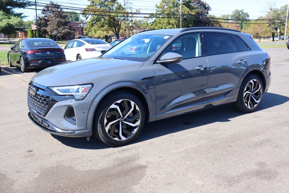 Used 2024 Audi Q8 e-tron Premium Plus