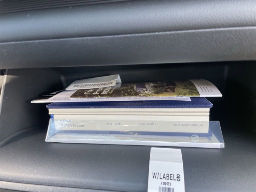 New 2024 Hyundai Kona SEL w/ Convenience Package image 18