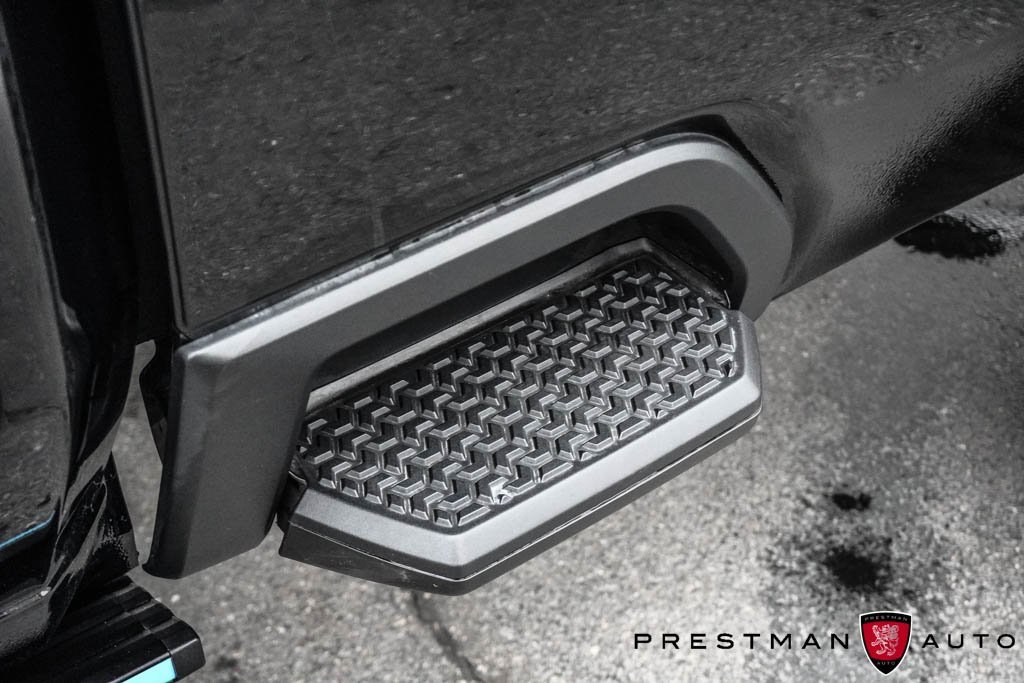 Used 2025 GMC Sierra 3500 Denali Ultimate image 33