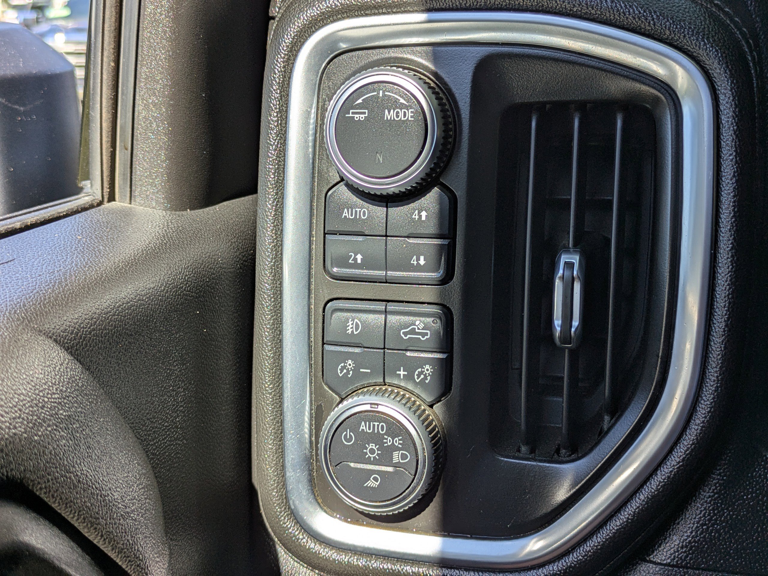 Used 2020 GMC Sierra 2500 Denali w/ Denali Ultimate Package AWD/4WD image 26