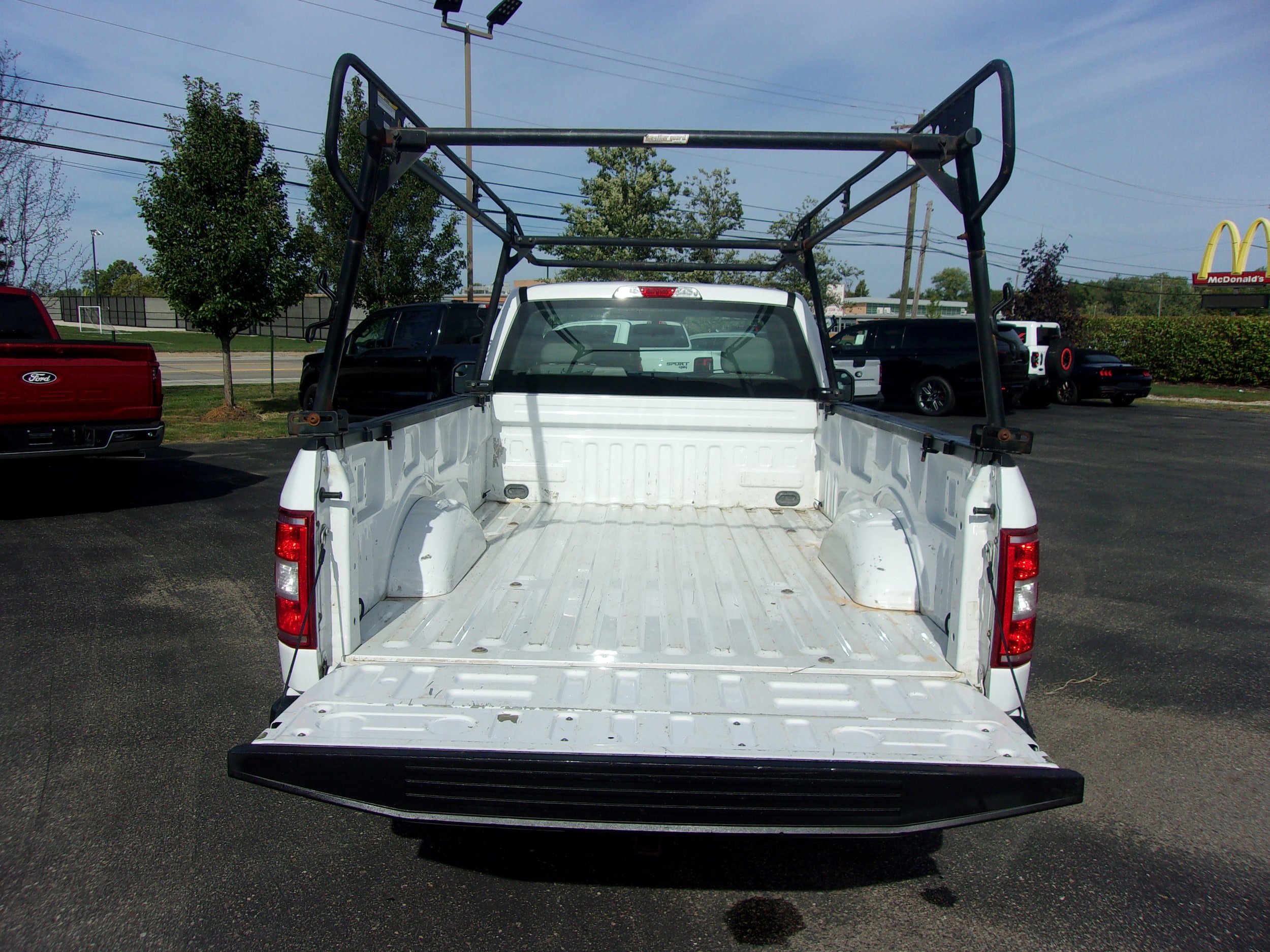Used 2018 Ford F150 XL w/ Equipment Group 101A Mid RWD image 5