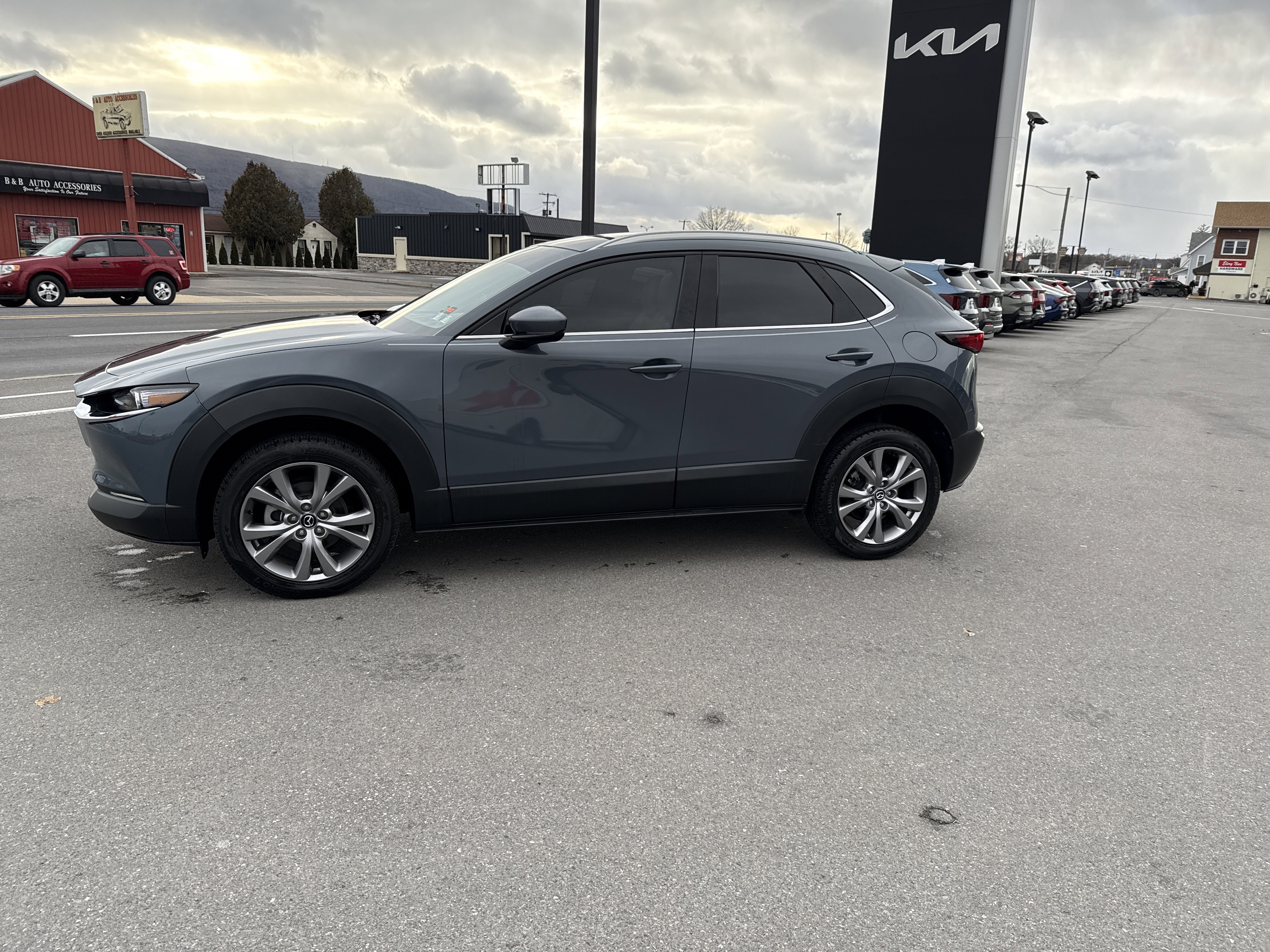 Used 2021 MAZDA CX-30 AWD 2.5 S w/ Premium Package image 7