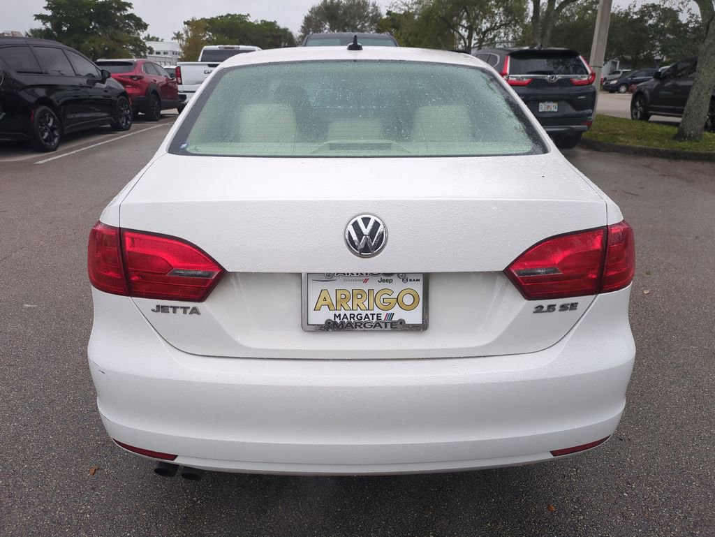 Used 2011 Volkswagen Jetta SE image 7