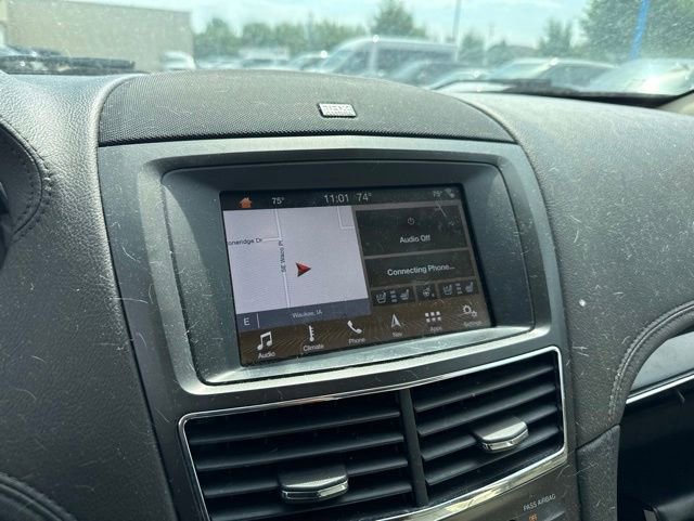 Used 2019 Lincoln MKT AWD image 22