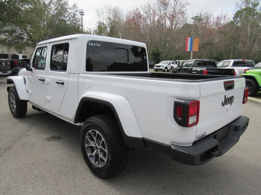 New 2026 Jeep Gladiator Sport AWD/4WD image 5