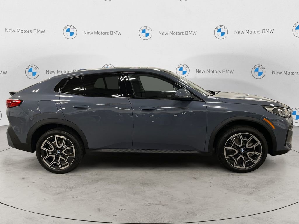 New 2025 BMW X2 xDrive28i w/ Technology Package image 6