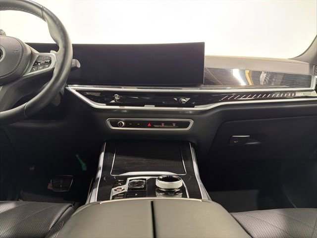 Certified 2024 BMW X5 M60i AWD/4WD image 35