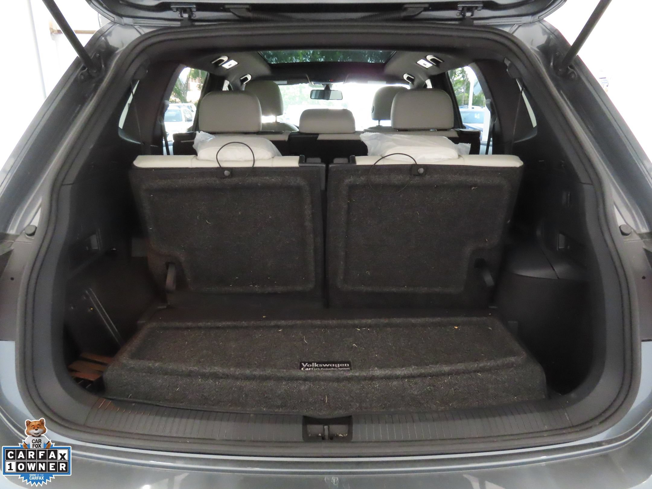 Used 2021 Volkswagen Tiguan SE R-Line FWD image 24