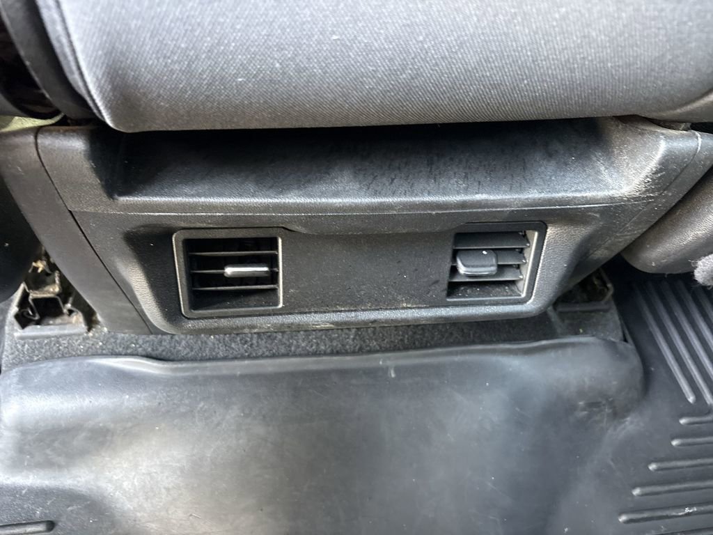 Used 2020 Chevrolet Silverado 1500 Custom w/ Custom Value Package image 21