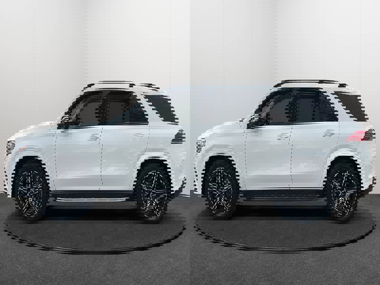 New 2026 Mercedes-Benz GLE 450 4MATIC image 3