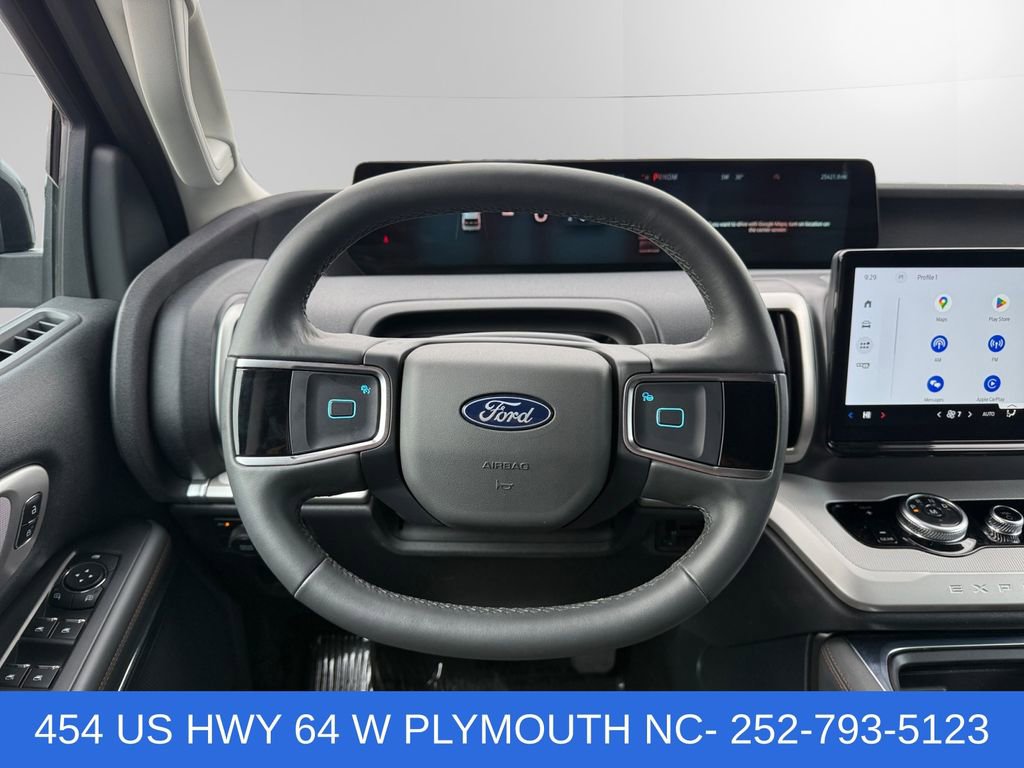 Used 2025 Ford Expedition Max Active AWD/4WD image 12