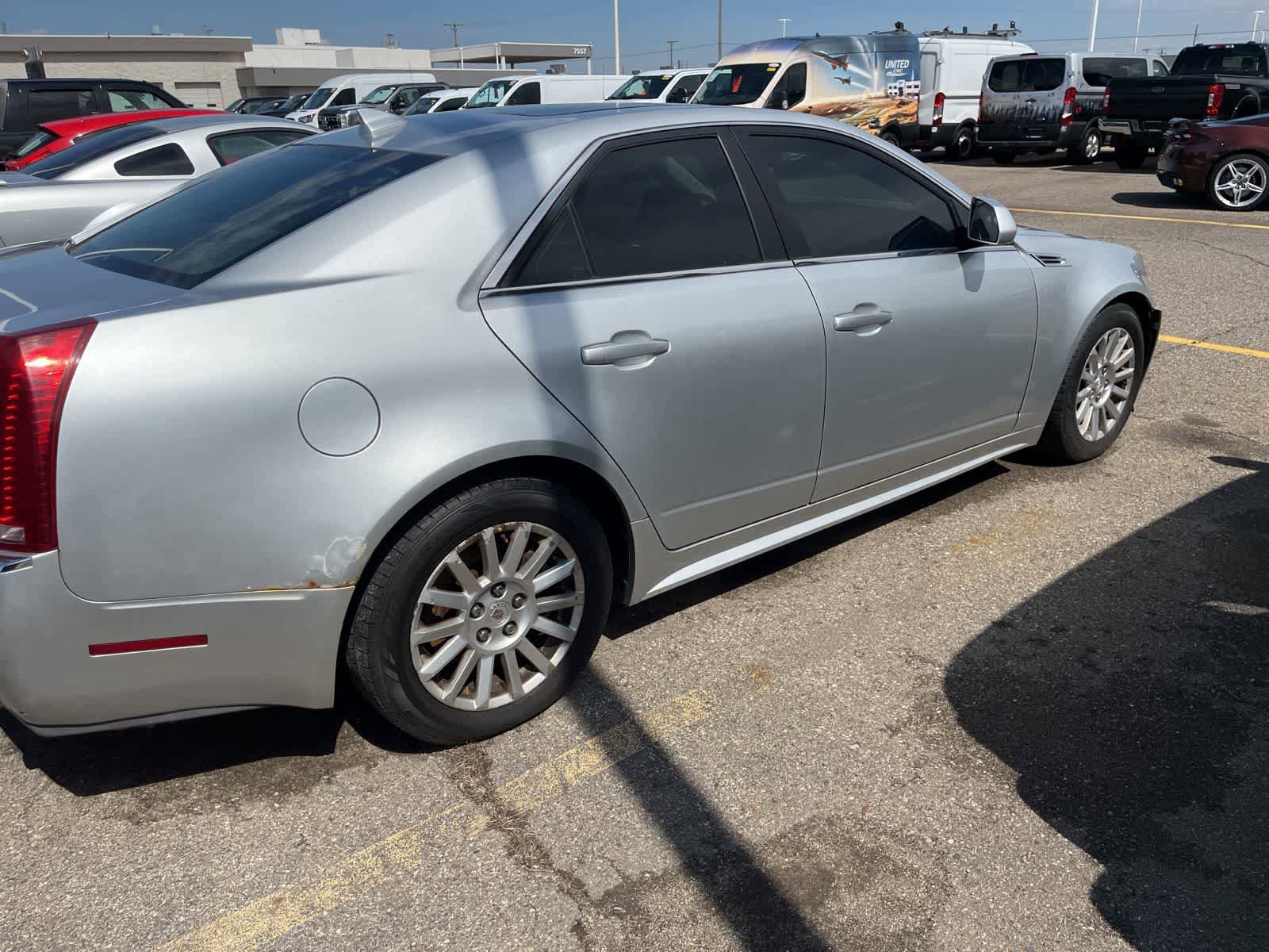 Used 2010 Cadillac CTS Luxury image 12
