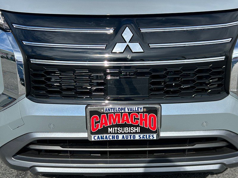Used 2026 Mitsubishi Outlander SE FWD image 9