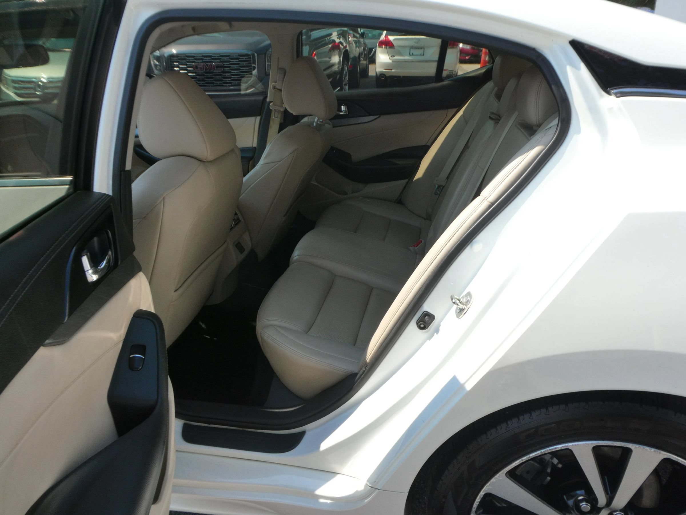 Used 2018 Nissan Maxima 3.5 SL FWD image 31