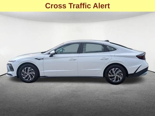 Used 2026 Hyundai Sonata Blue FWD image 9