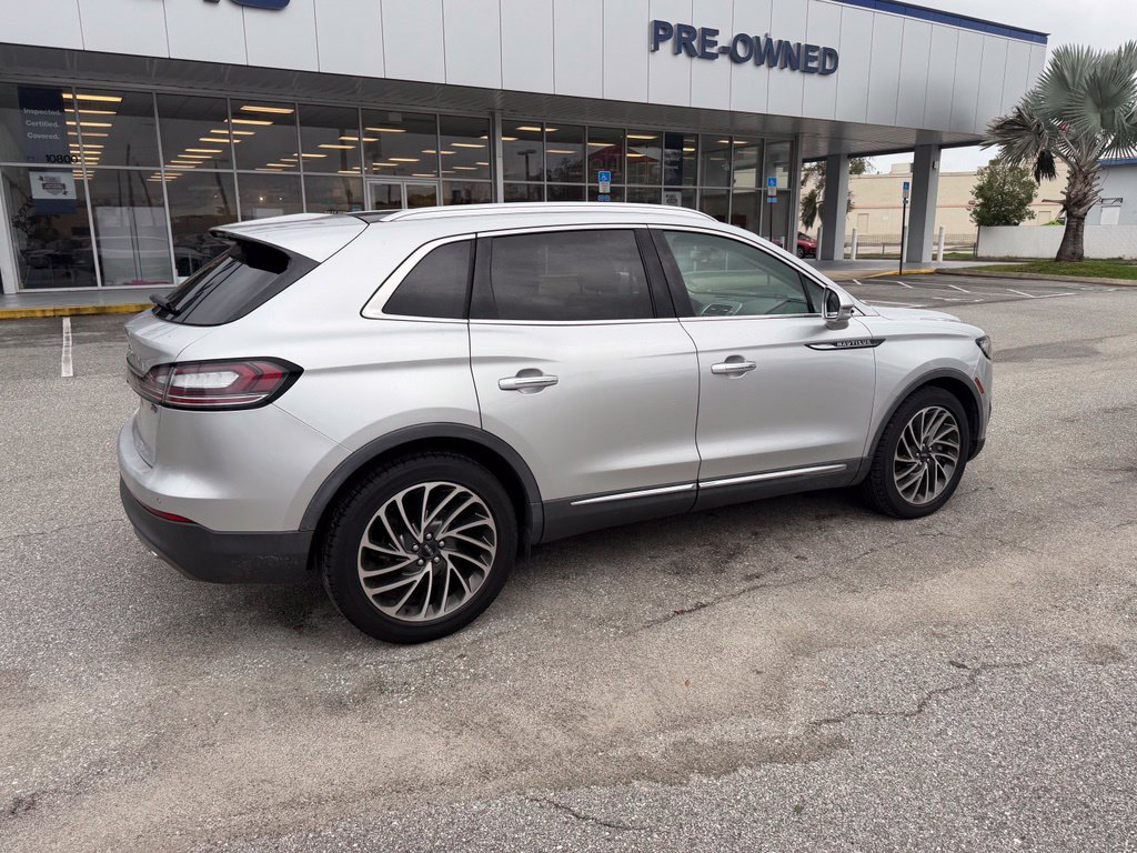 Used 2019 Lincoln Nautilus Reserve FWD image 3