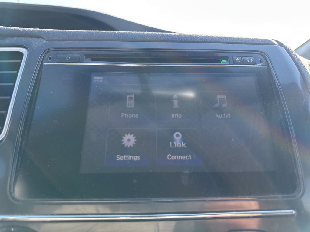 Used 2015 Honda Civic SE image 22