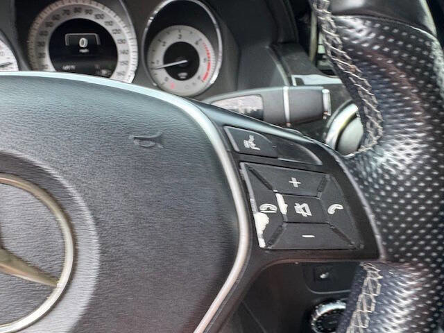 Used 2014 Mercedes-Benz GLK 250 BlueTEC 4MATIC image 41