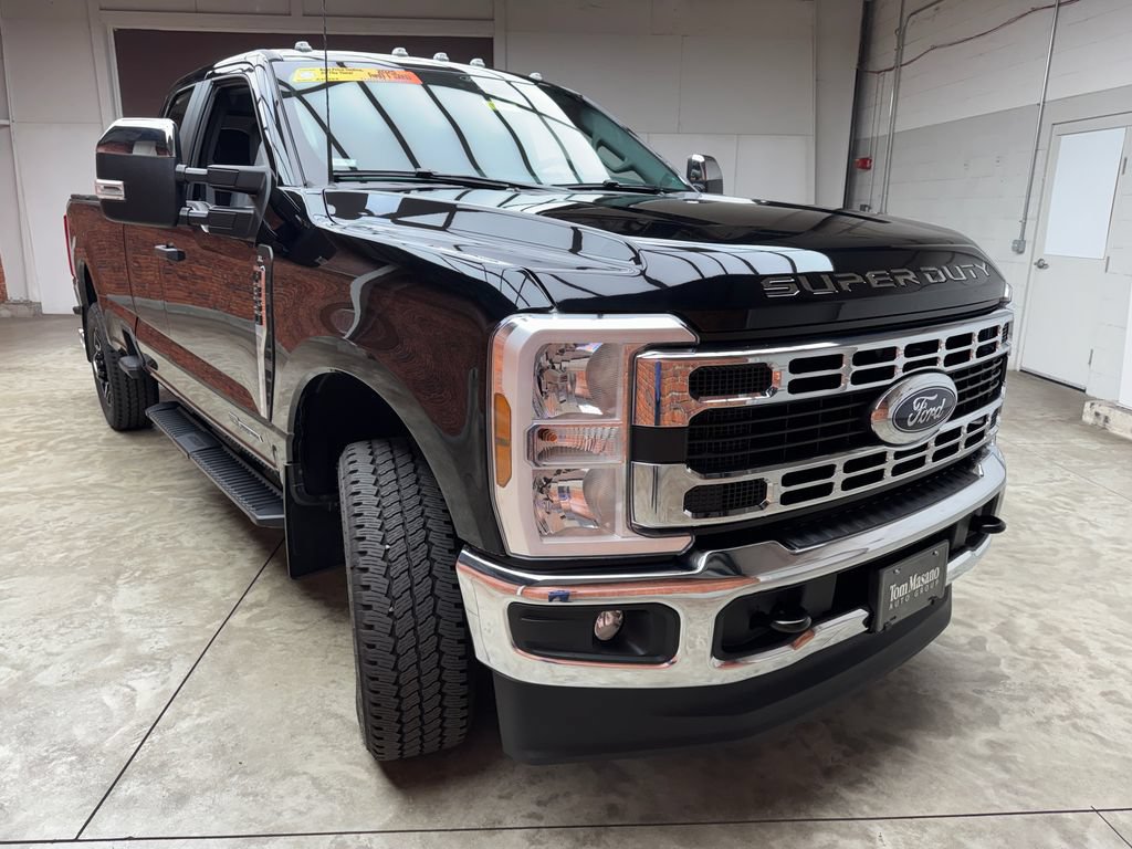 Used 2025 Ford F350 XL AWD/4WD image 8