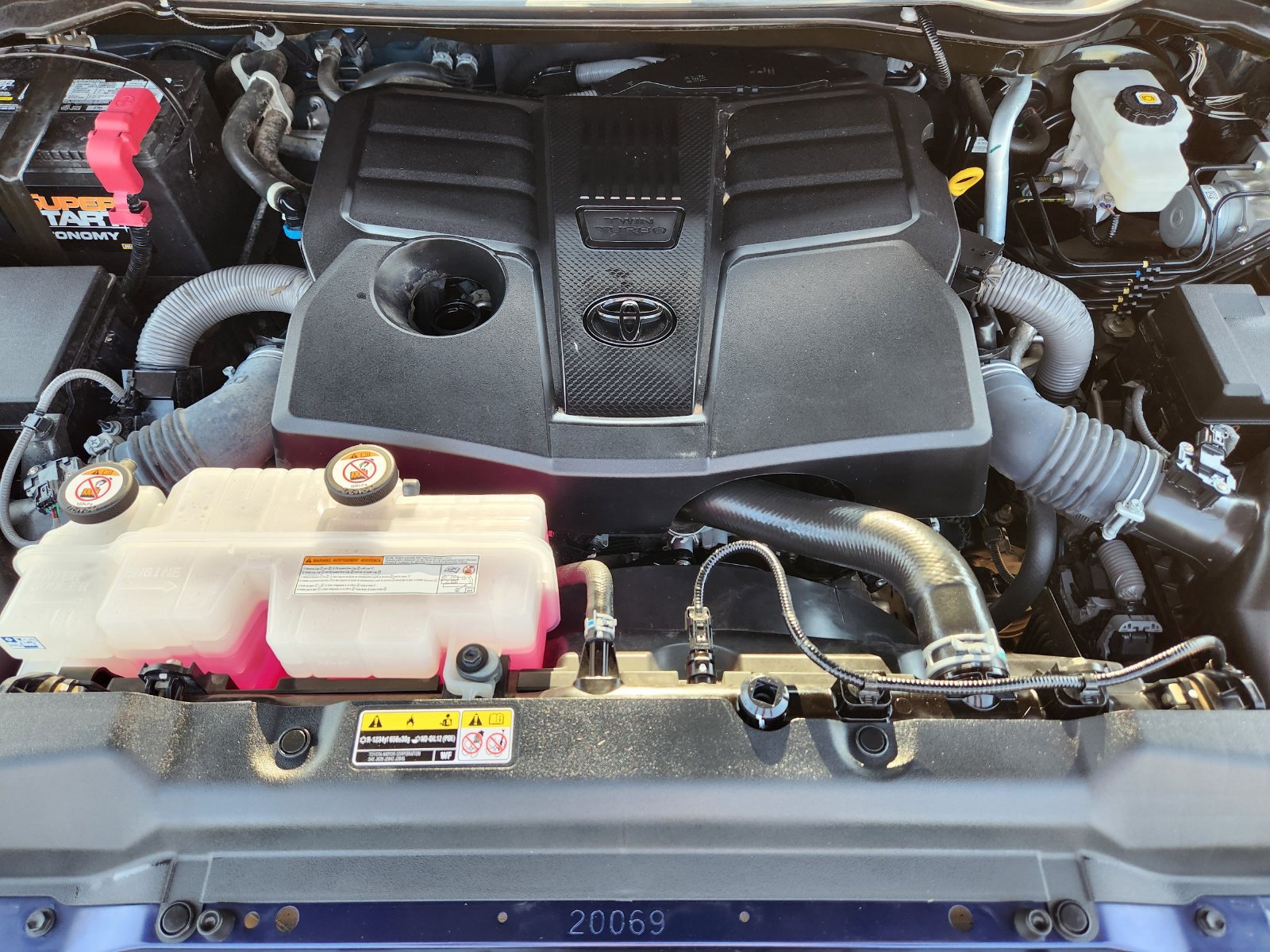 Used 2022 Toyota Tundra SR5 w/ Convenience Package RWD image 40
