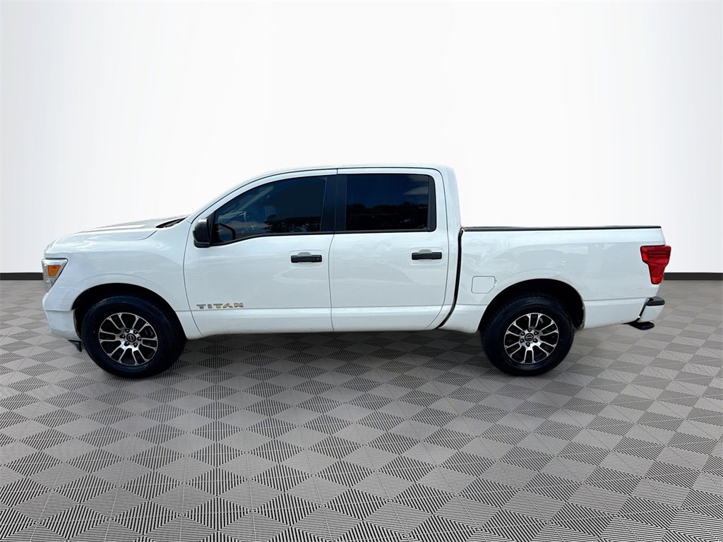 Used 2024 Nissan Titan SV w/ Accessory Utility Package image 5