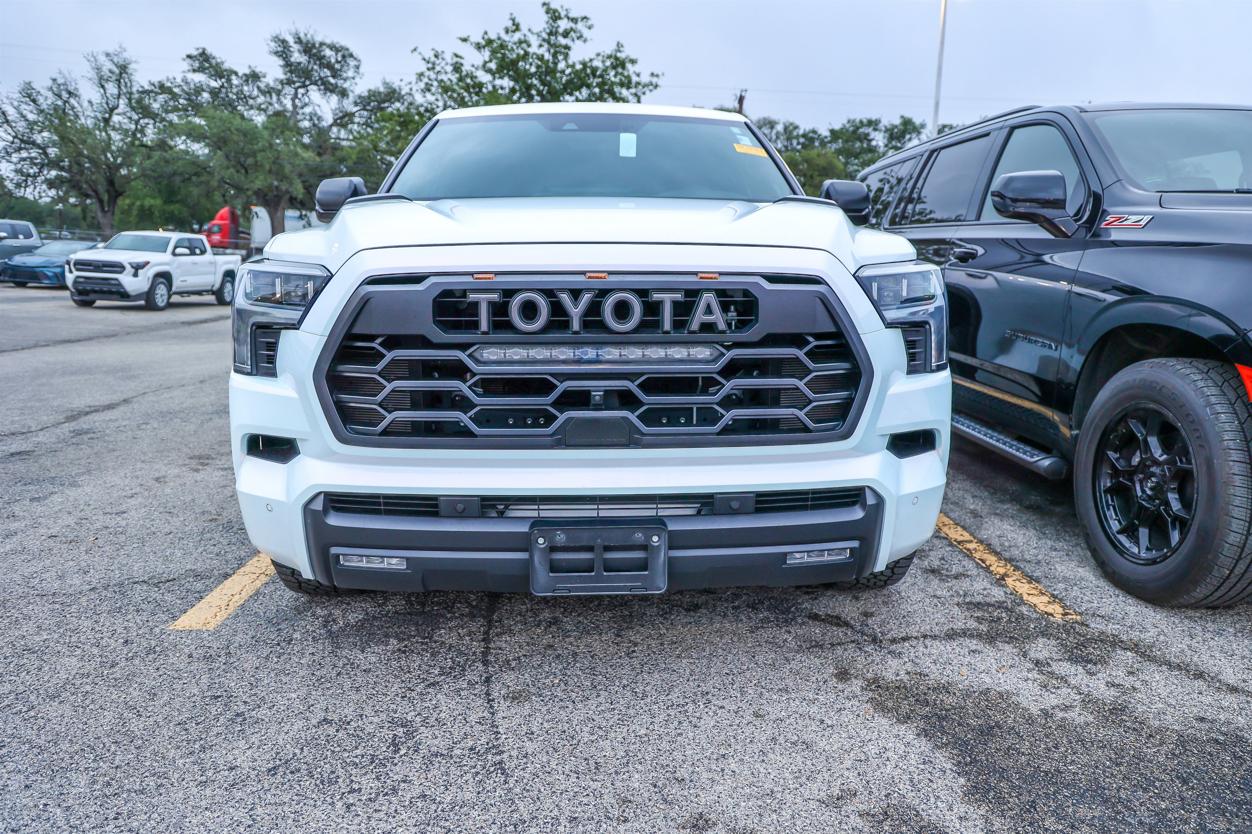 Used 2026 Toyota Sequoia TRD Pro AWD/4WD image 4