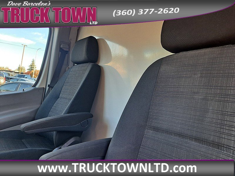 Used 2016 Freightliner Sprinter 3500 image 13