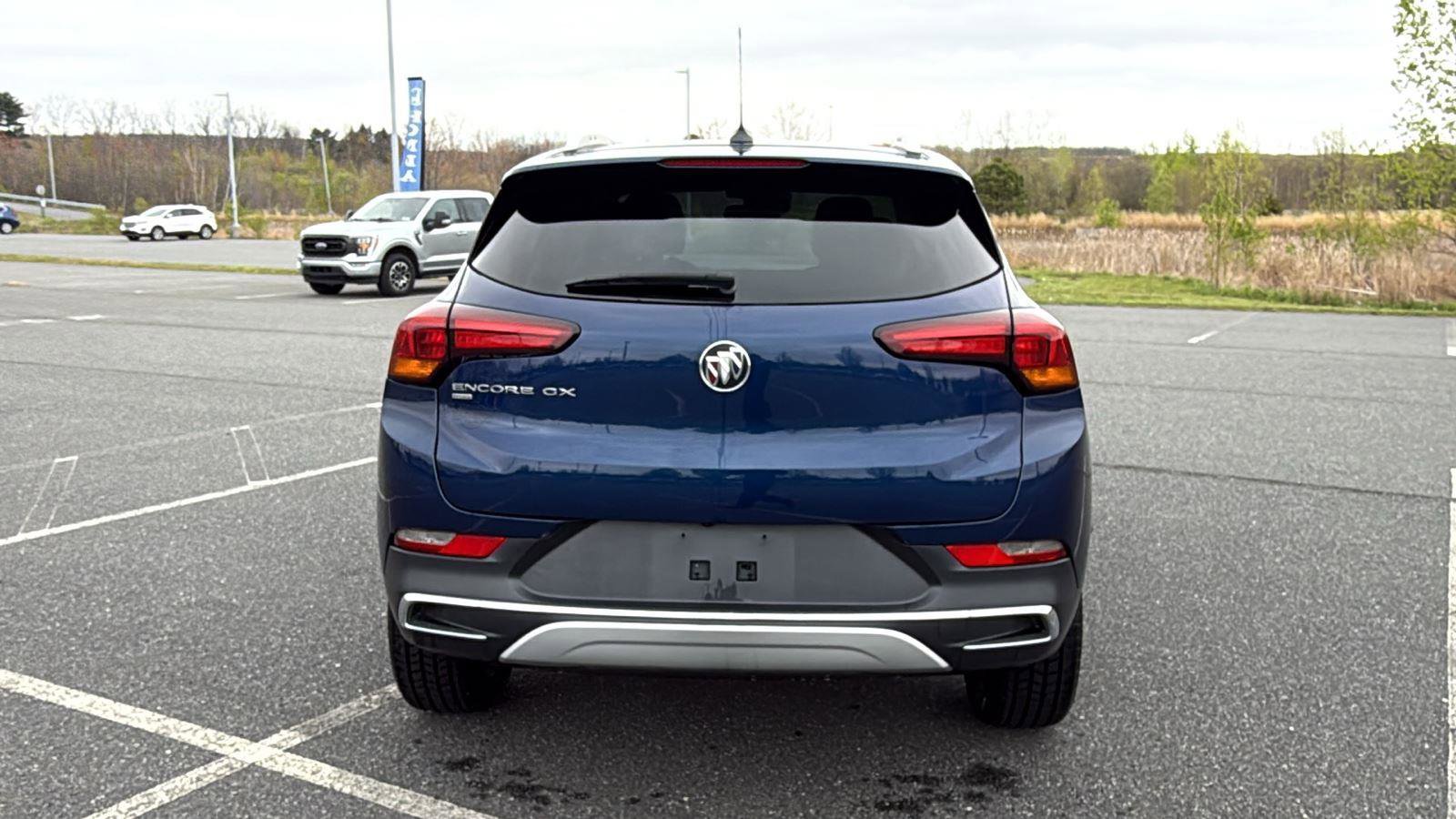 Used 2023 Buick Encore GX Essence w/ Experience Buick Package AWD/4WD image 8