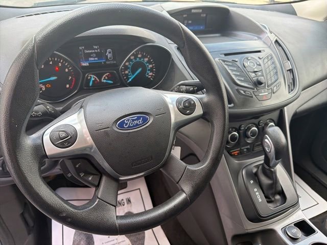 Used 2016 Ford Escape SE FWD image 27