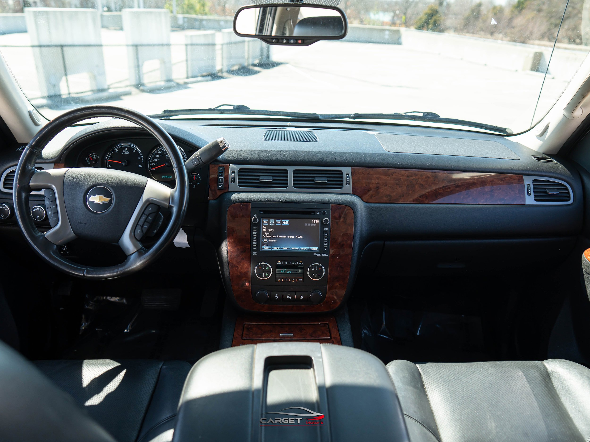 Used 2013 Chevrolet Avalanche LTZ image 13