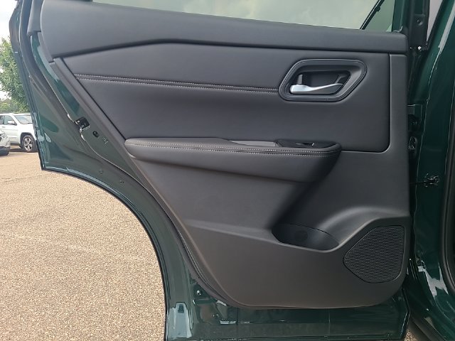 New 2026 Nissan Rogue Dark Armor AWD/4WD image 21