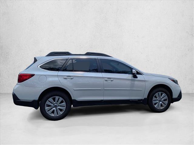 Used 2019 Subaru Outback 2.5i Premium AWD/4WD image 4