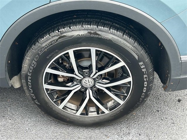 Used 2021 Volkswagen Tiguan SE image 13