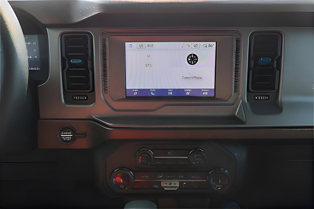 Used 2022 Ford Bronco Outer Banks image 14