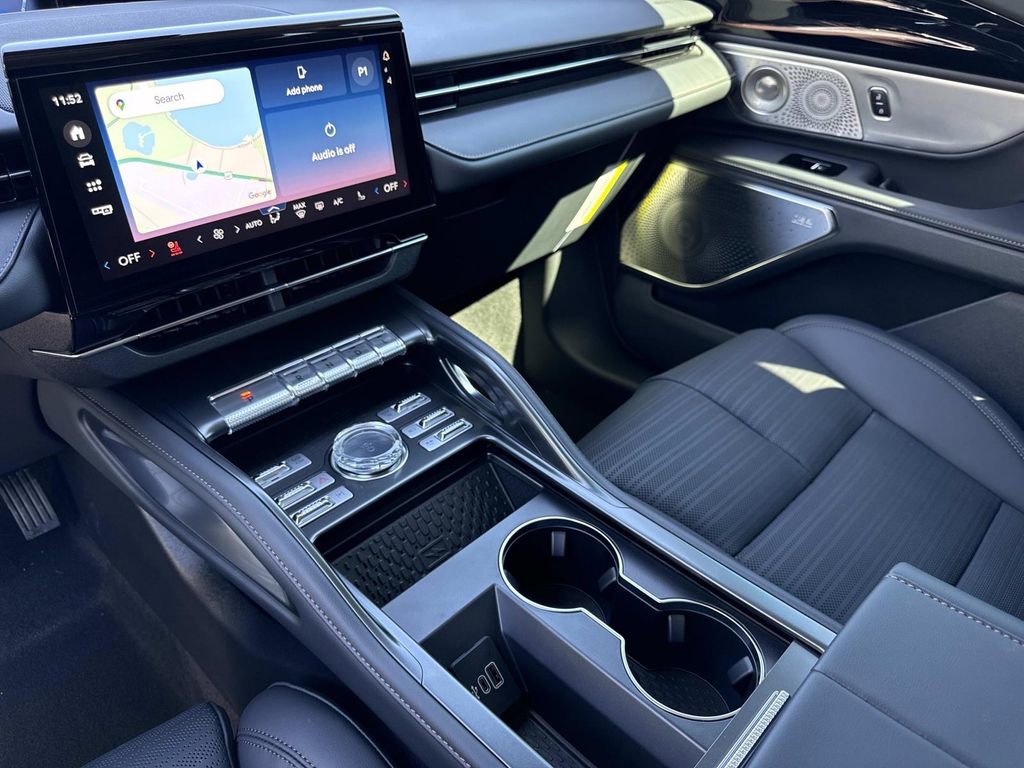 New 2026 Lincoln Nautilus Reserve image 25