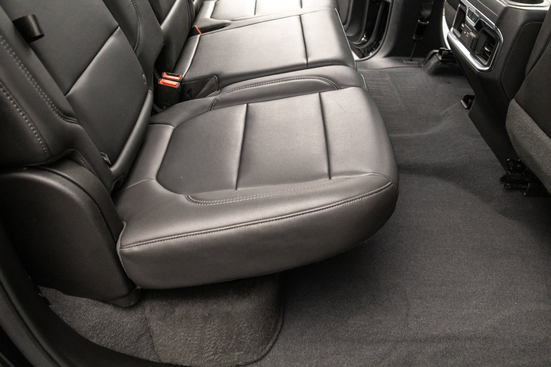 Used 2019 GMC Sierra 1500 SLT w/ SLT Premium Package AWD/4WD image 33