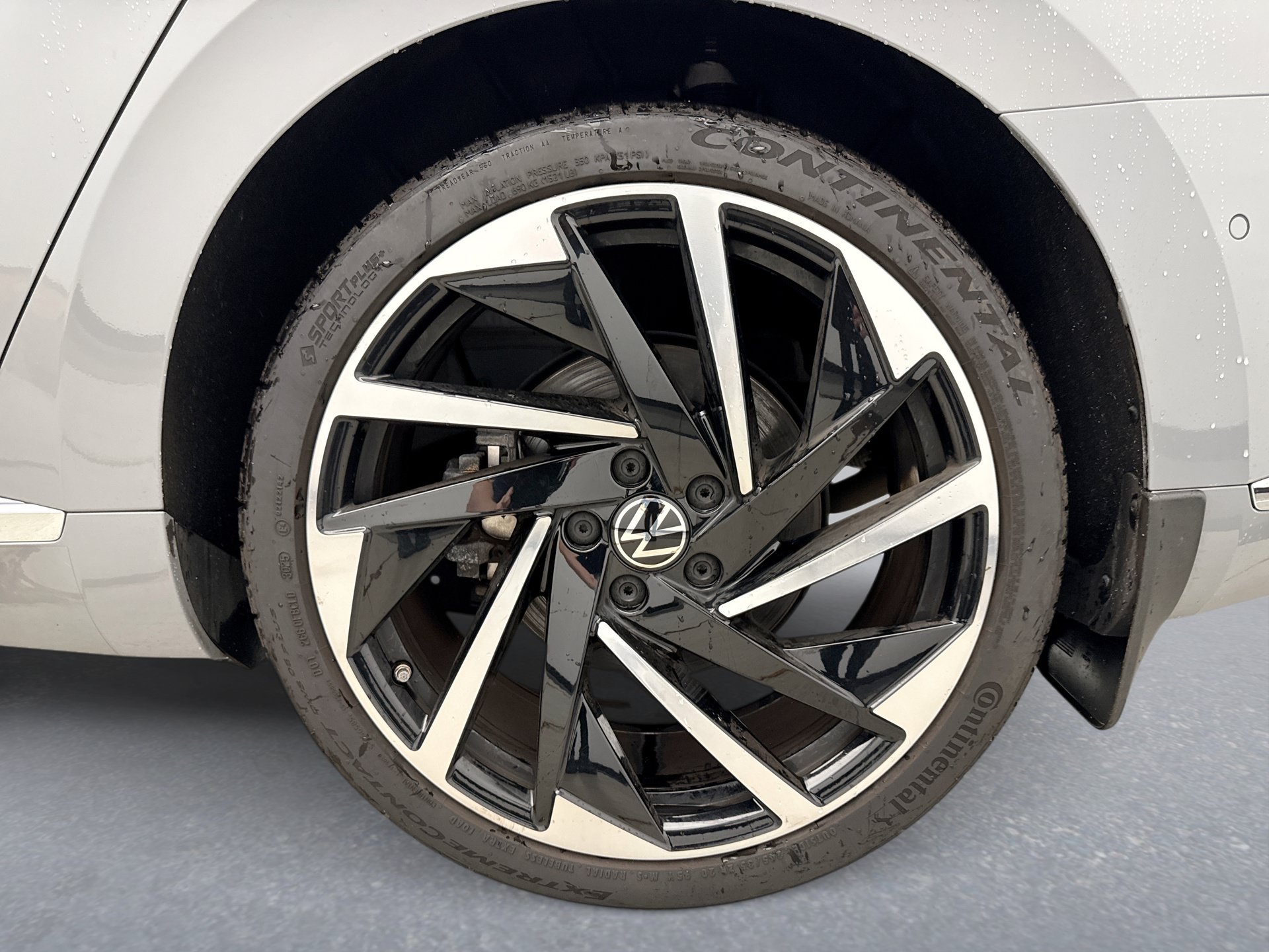 Used 2023 Volkswagen Arteon SEL Premium AWD/4WD image 27