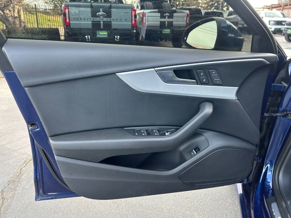Used 2018 Audi A4 Sedan image 22